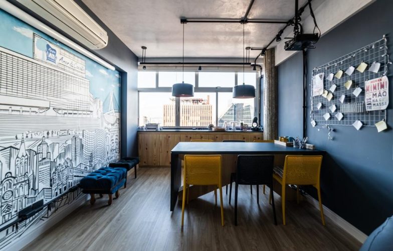 9afefd77-80d4-4d1b-8443-a652d097d840